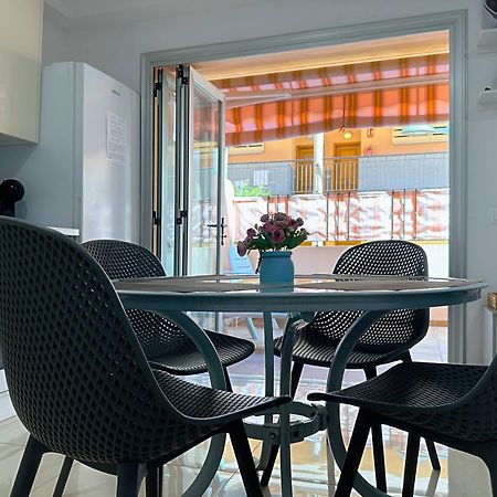 Los Cristianos Piscina Y Terraza Екстериор снимка