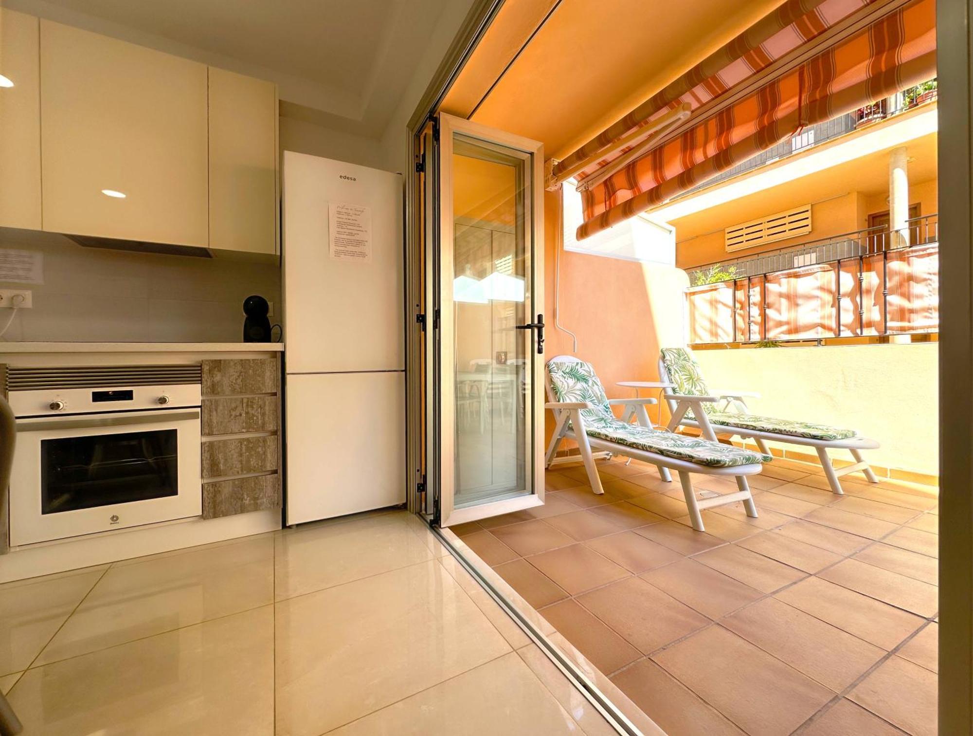 Los Cristianos Piscina Y Terraza Екстериор снимка
